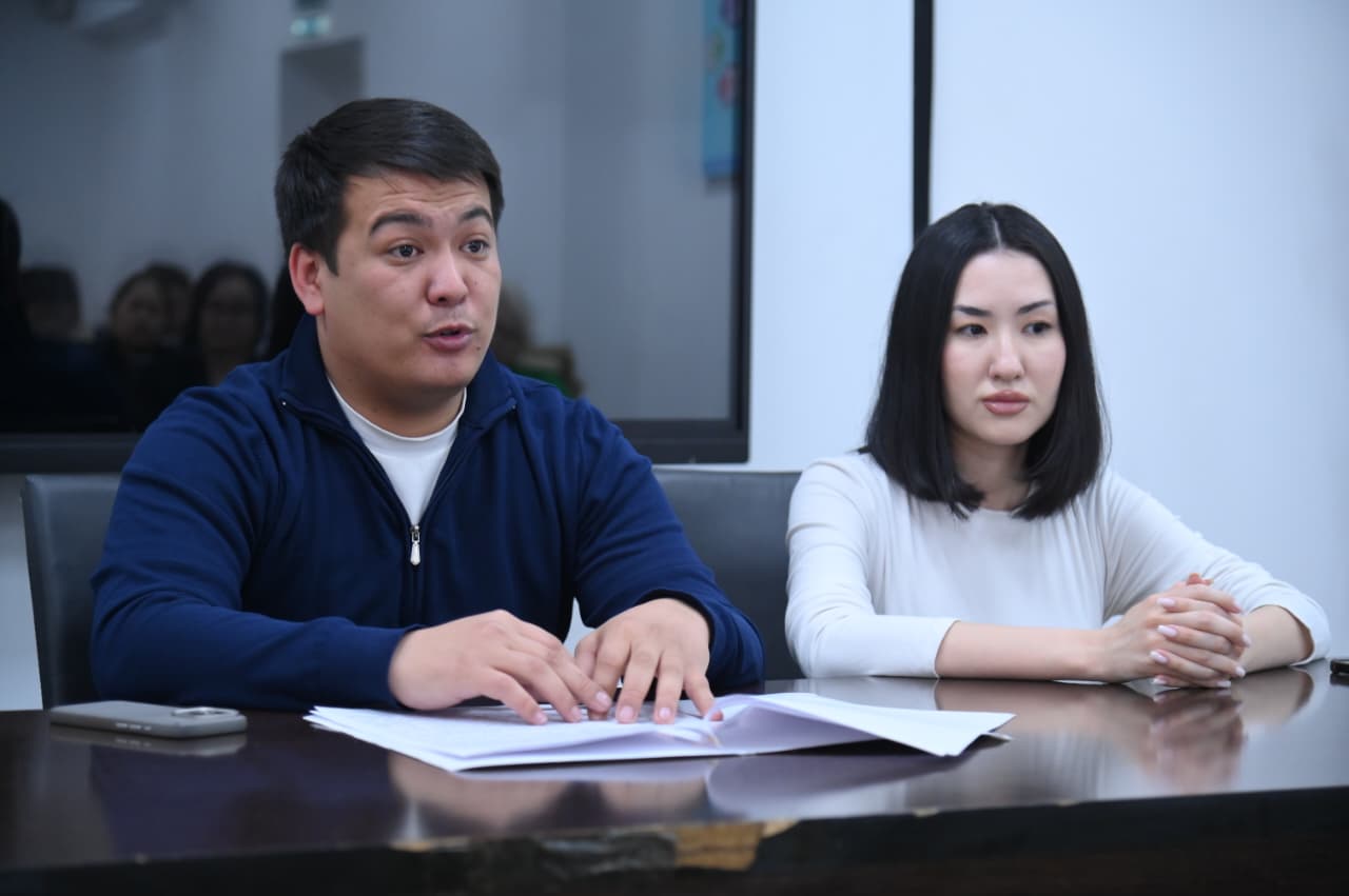 ИНДУСТРИЯ ЖӘНЕ ТАМАҚТАНУ КОЛЛЕДЖІНДЕ ЖАҢА КОНСТИТУЦИЯ ЖОБАСЫ ТАЛҚЫЛАНДЫ