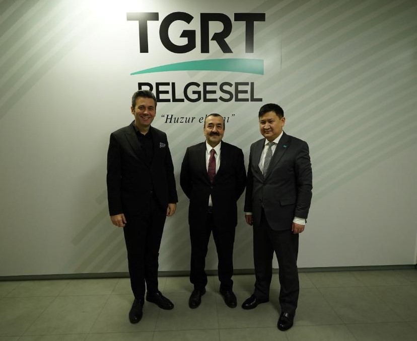 Draft of Kazakhstan’s New Constitution Presented to Leading Turkish Media Holdings