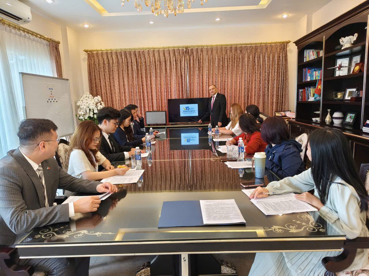 Қазақстанның жаңа Конституциясының жобасына және алдағы жалпыхалықтық референдумға арналған Брифинг