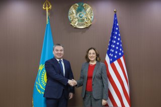 Ерсайын Нагаспаев встретился с Послом США в Казахстане Джули Стаффт
