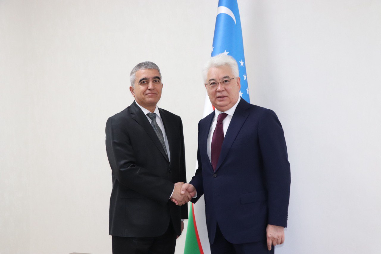 Елші Бейбіт Атамқұлов Өзбекстанның Су шаруашылығы министрі Шавкат Хамраевпен кездесті