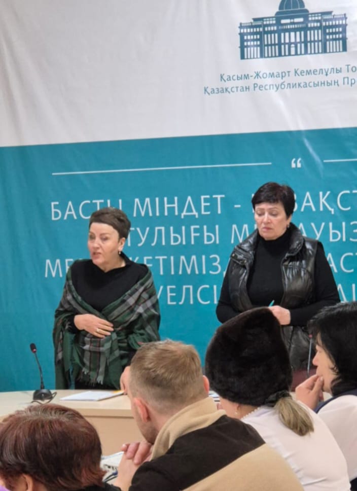 2026 жылғы 11 наурызда Риддер қалалық аумақтық референдум комиссиясының төрағасы Е. В. Агешкина және оқуға жауапты ТКР мүшесі Р.В. Дюсебаева Риддер қаласының учаскелік референдум комиссияларының төрағалары мен хатшылары үшін «2026 жылғы 15 наурызға тағайындалған республикалық референдумды ұйымдастыру мен өткізудің өзекті мәселелері» атты кезекті семинар-кеңес өткізді.