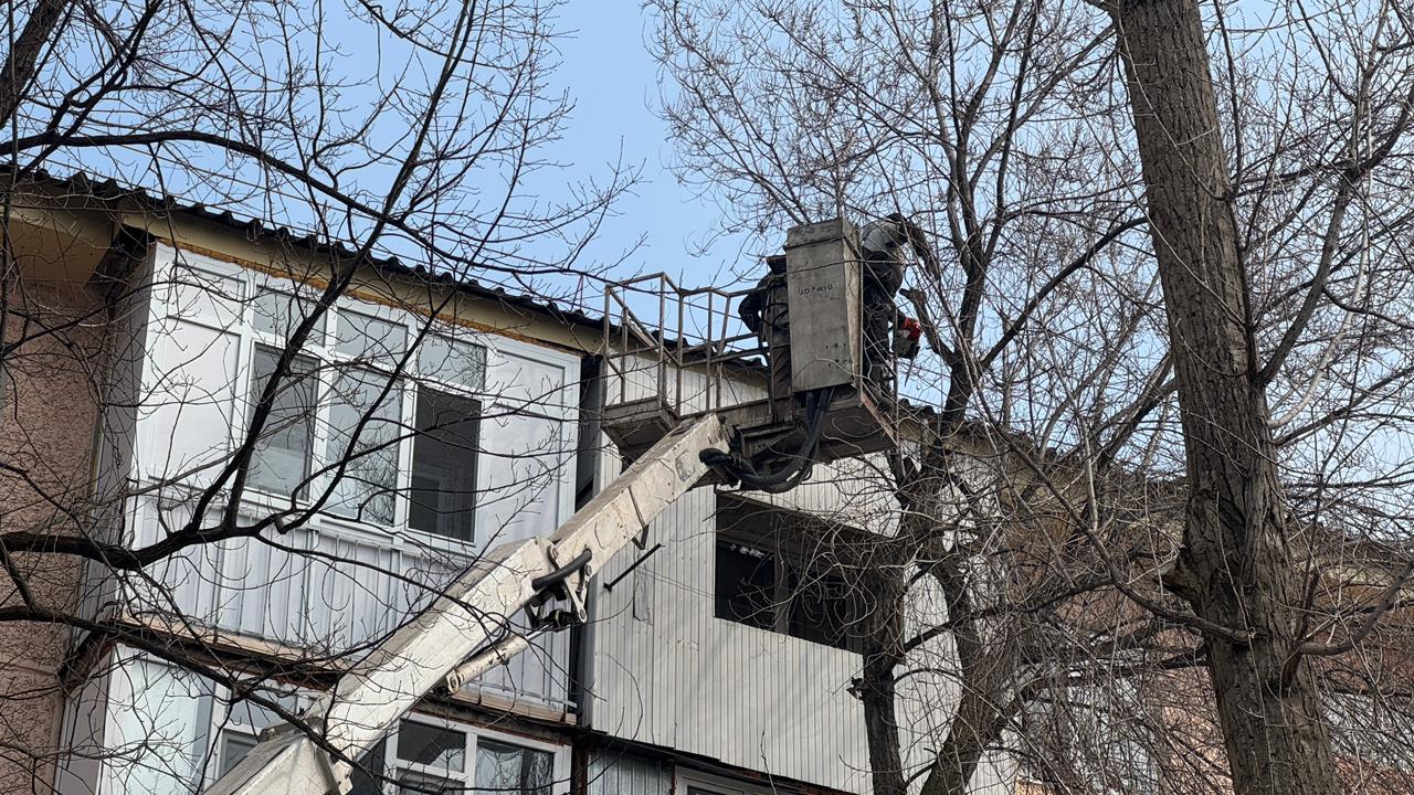 Көктемгі абаттандыру және тал кесу жұмыстары жүргізілуде