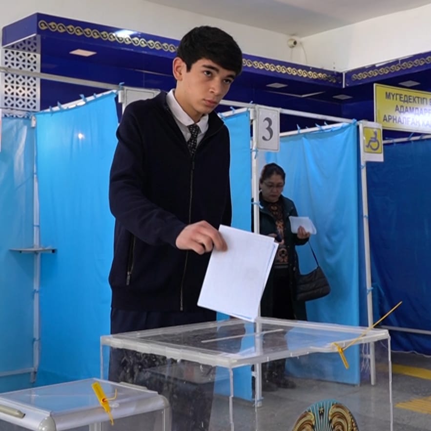 ПЕРВЫЙ ГОЛОС, СОВПАДАЮЩИЙ С ДНЕМ РОЖДЕНИЯ