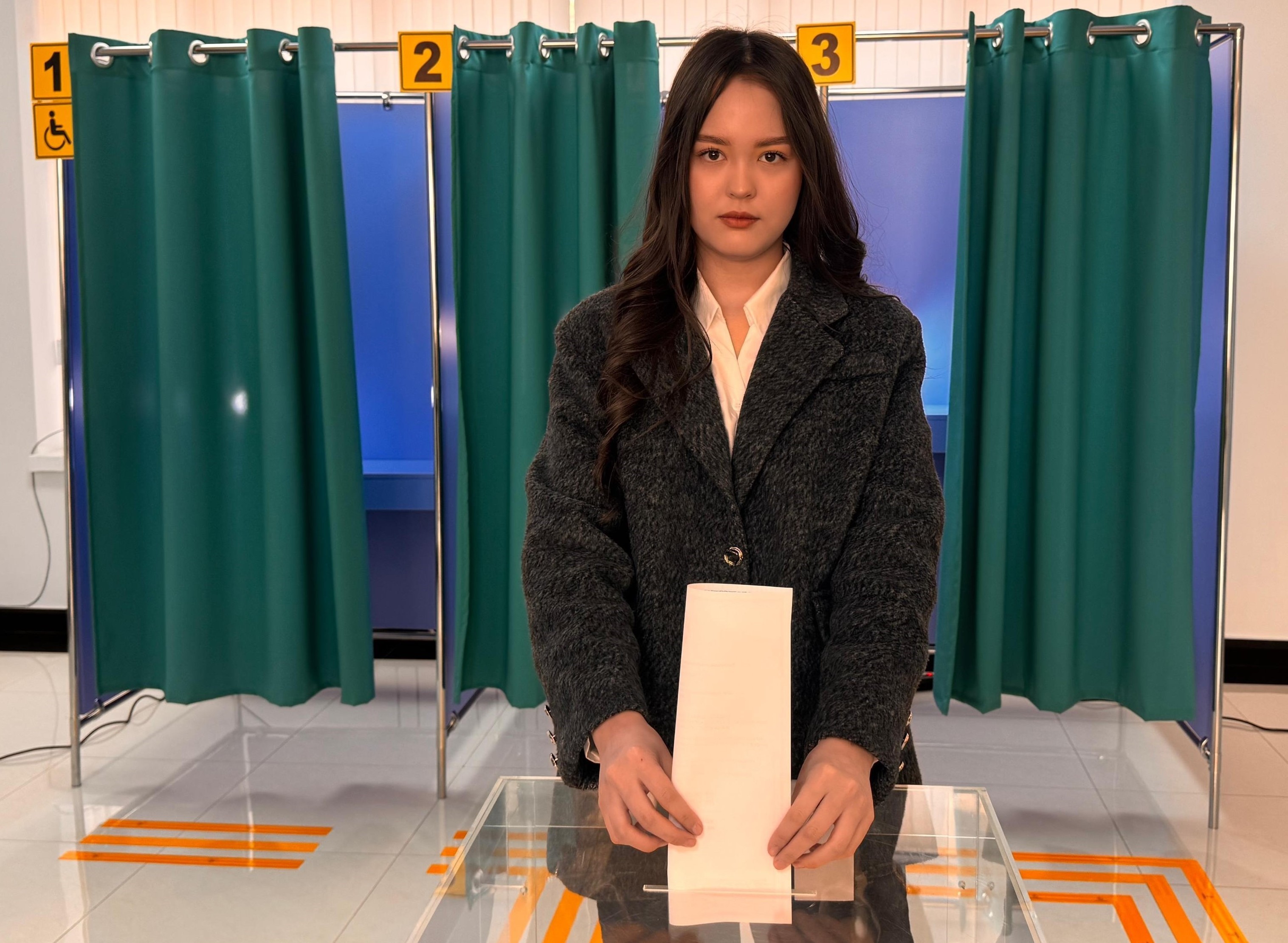 Қонаевта 18 жасқа толған жас алғаш рет дауыс берді