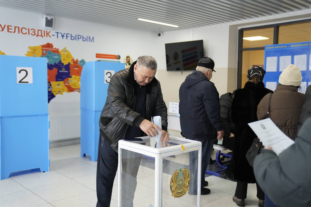 Высокая активность избирателей в микрорайоне Карагайлы
