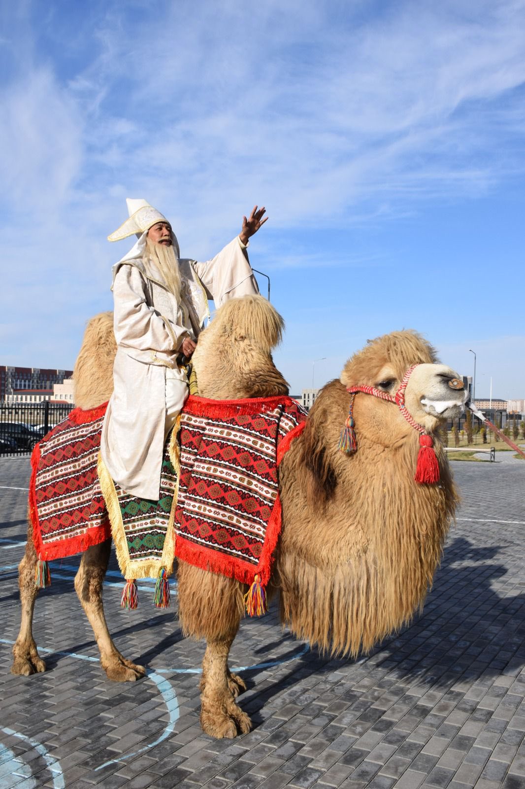 ТҮРКІСТАНДЫҚ ӨНЕР АДАМДАРЫ ЕРЕКШЕ ТҮРДЕ ӨЗ ДАУЫСТАРЫН БЕРУДЕ