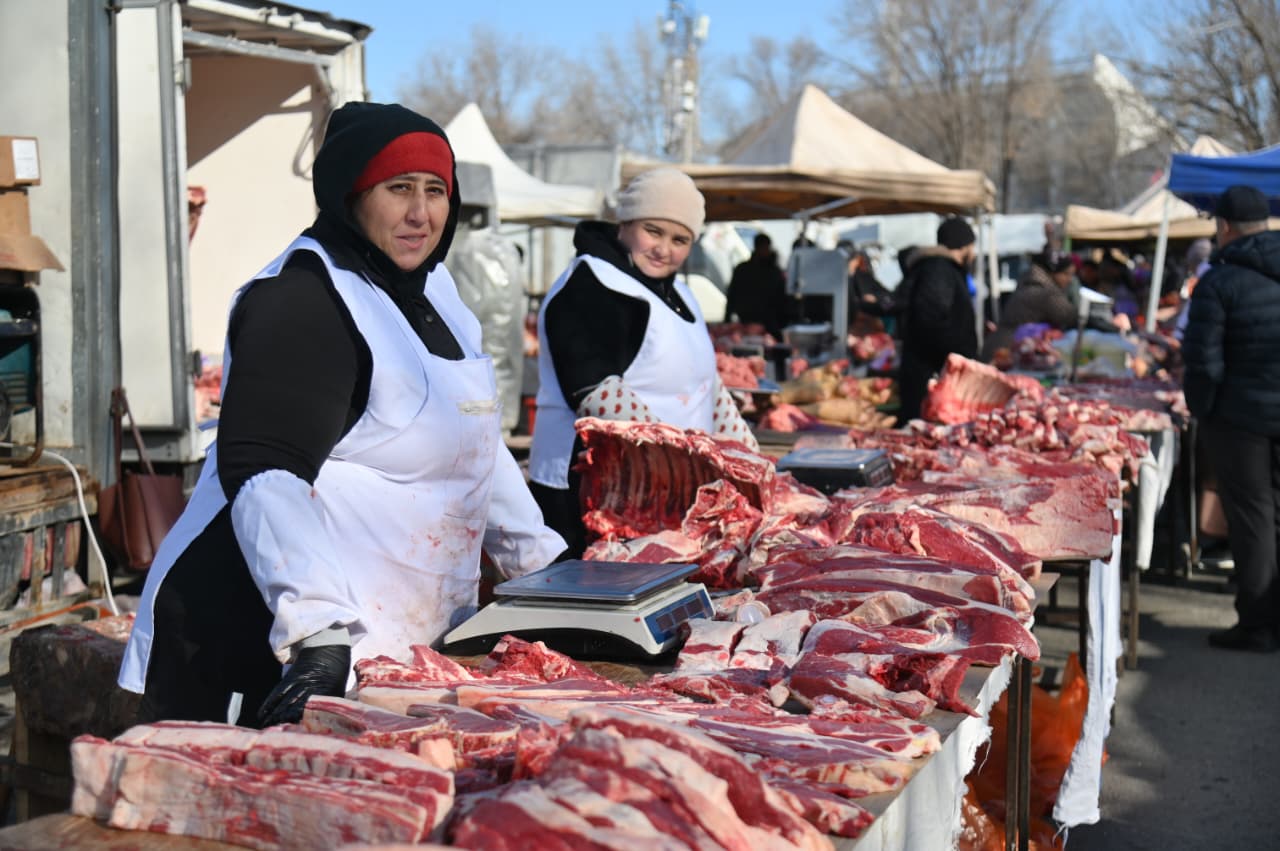 ҚОЛЖЕТІМДІ БАҒА, САПАЛЫ ӨНІМ: ШЫМКЕНТТЕ СЕНБІЛІК ЖӘРМЕҢКЕЛЕР ӨТУДЕ
