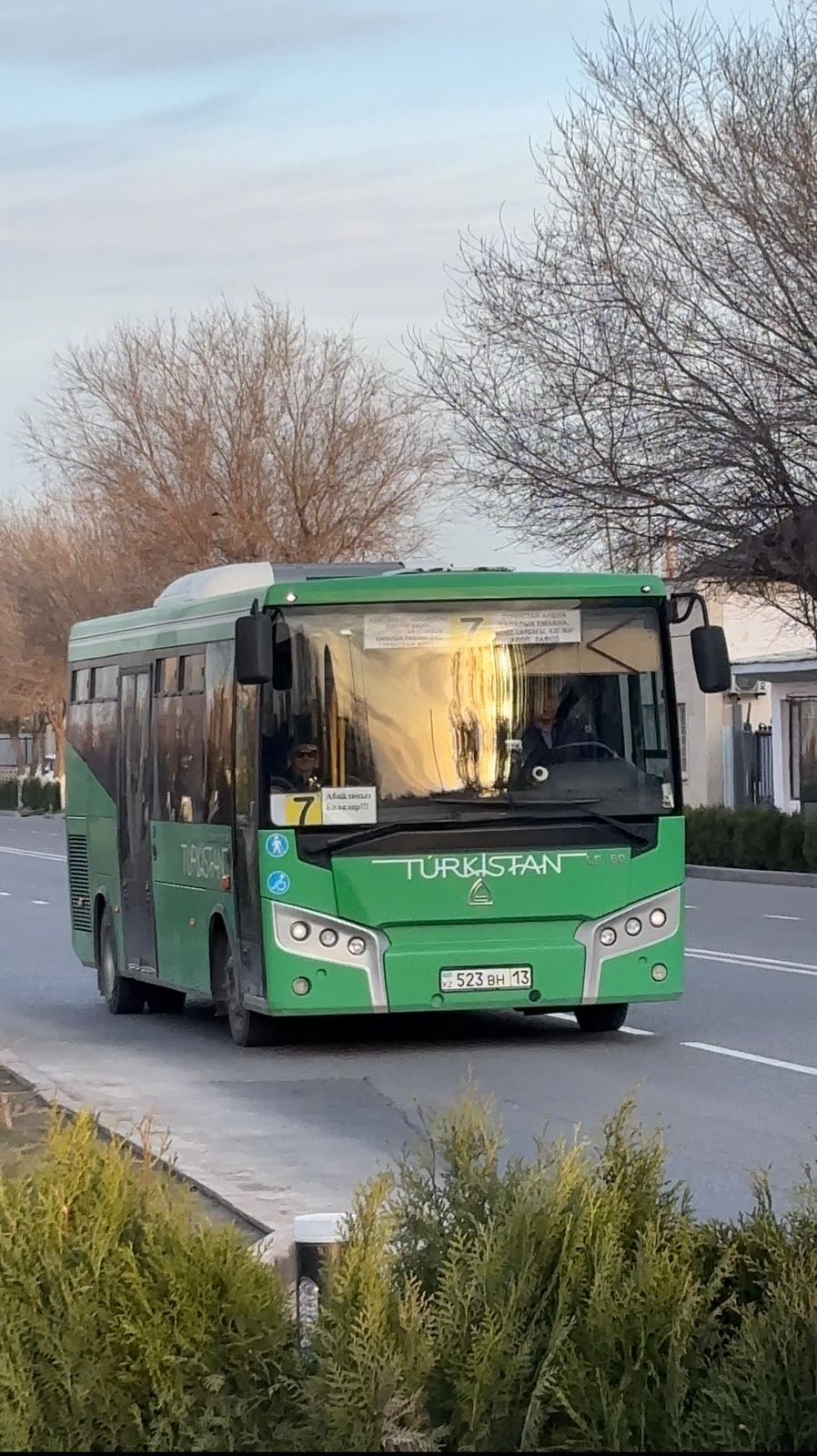 ТҮРКІСТАНДА ҚОҒАМДЫҚ КӨЛІКТЕР БҮГІН ТЕГІН ТАСЫМАЛДАЙДЫ