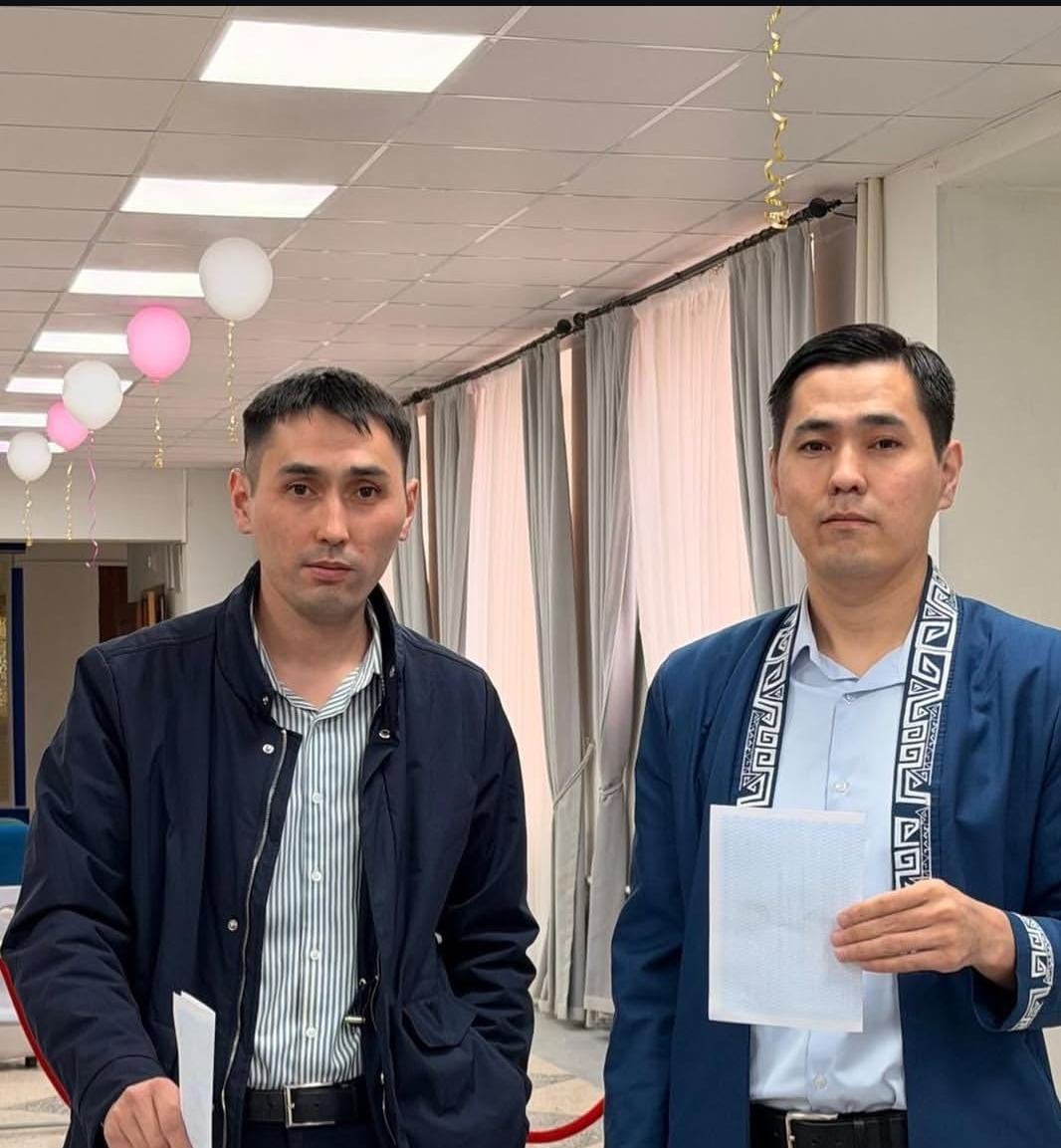 Маңғыстаулық егіз полицейлер республикалық референдумға қатысты