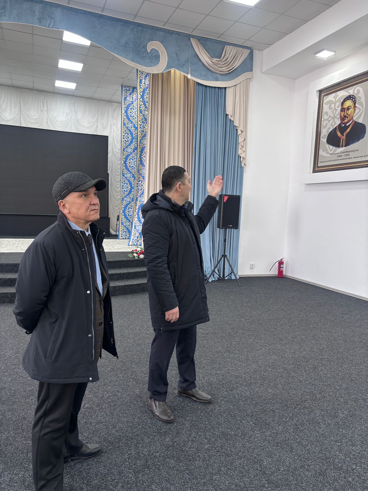 №1 Әлеуметтік қызмет көрсету орталығының (Қарттар үйі) және «Қамқорлық» ақыл-ой кемістігі бар балаларға арналған орталығының қызметімен танысты.