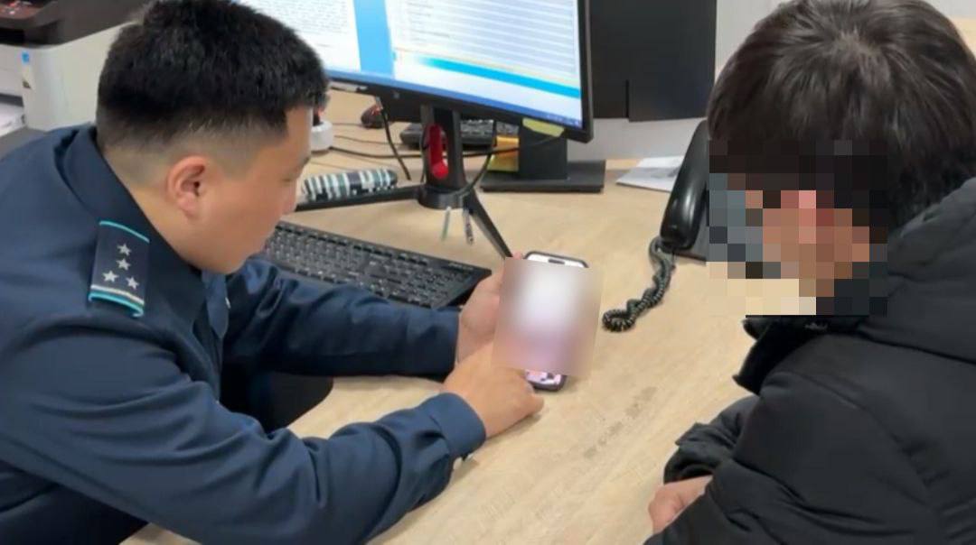 Әлеуметтік желідегі жалған дүкен: азаматтарды алдап-соққан күдікті ұсталды