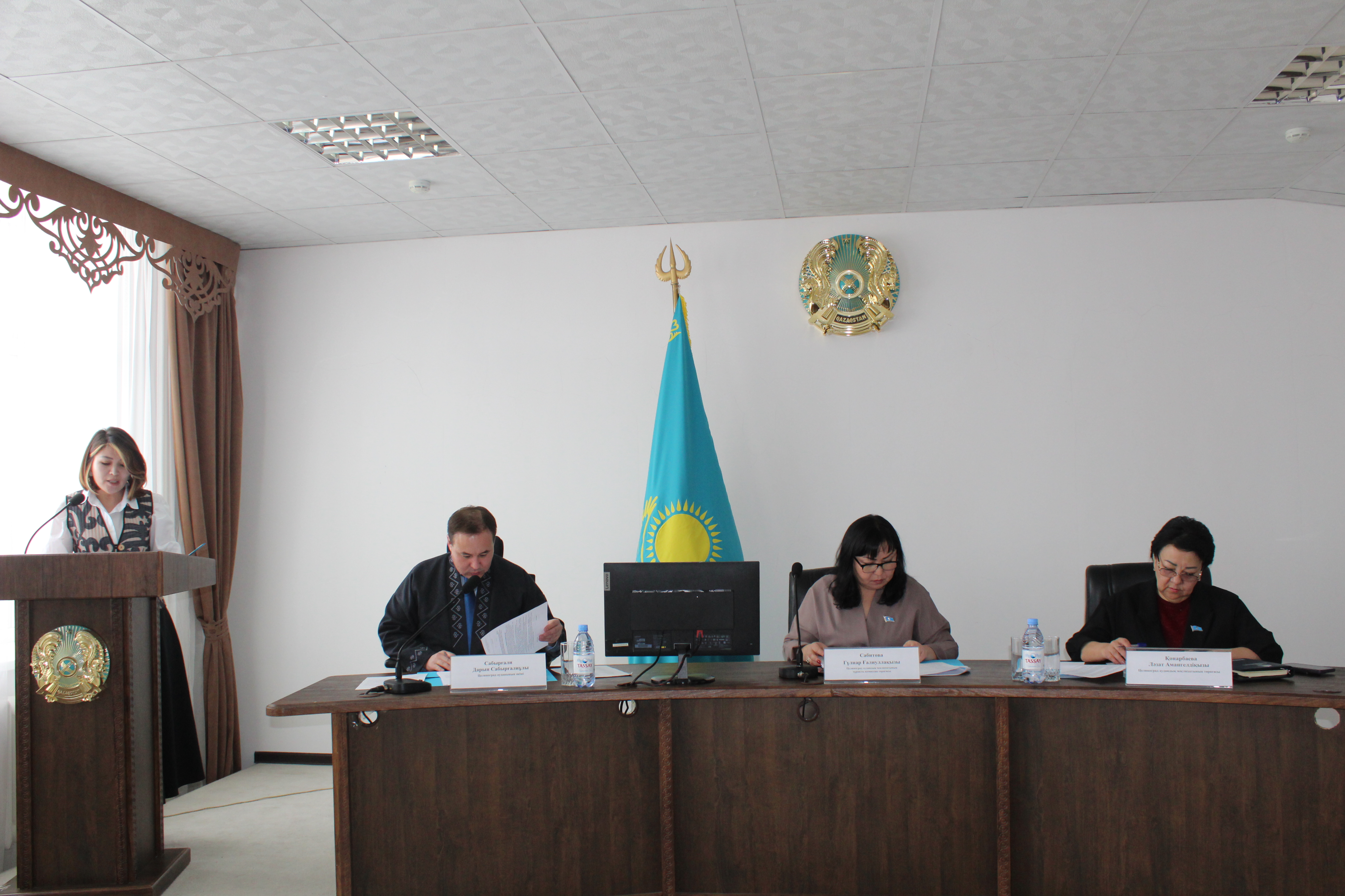 Целиноград аудандық мәслихатының сегізінші шақырылымының кезектен тыс сессиясы өтті