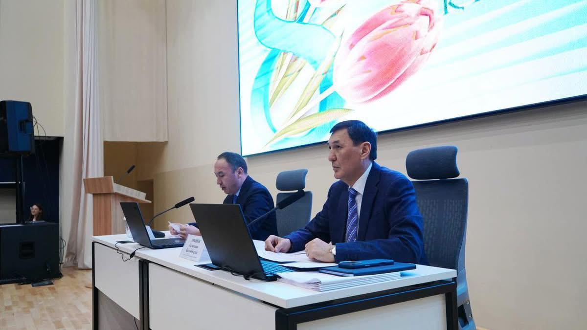 БІЛІМ САЛАСЫНЫҢ ӨЗЕКТІ МӘСЕЛЕЛЕРІ АЛҚА МӘЖІЛІСІНДЕ ҚАРАЛДЫ