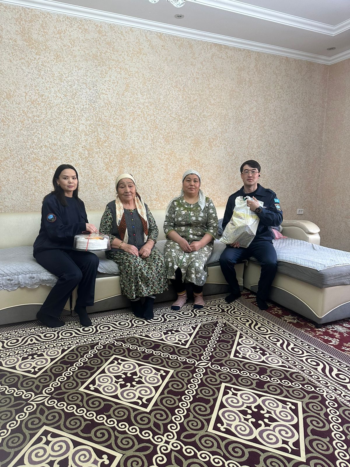 Қайырымдылық күні – батыр әріптестерді еске алу