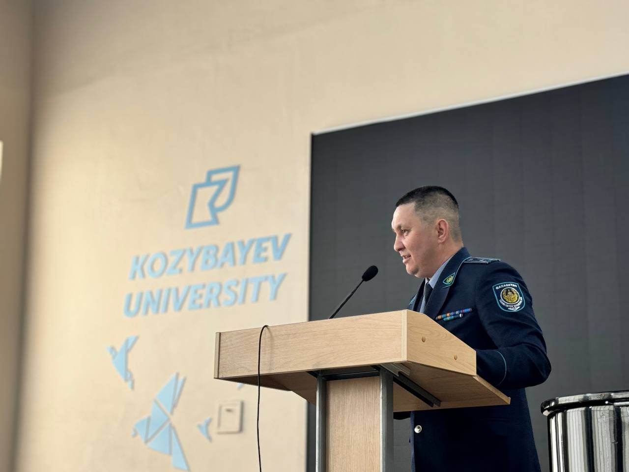 СҚО-да погон таққан әлем чемпиондары студенттерді полиция қызметіне шақыруда