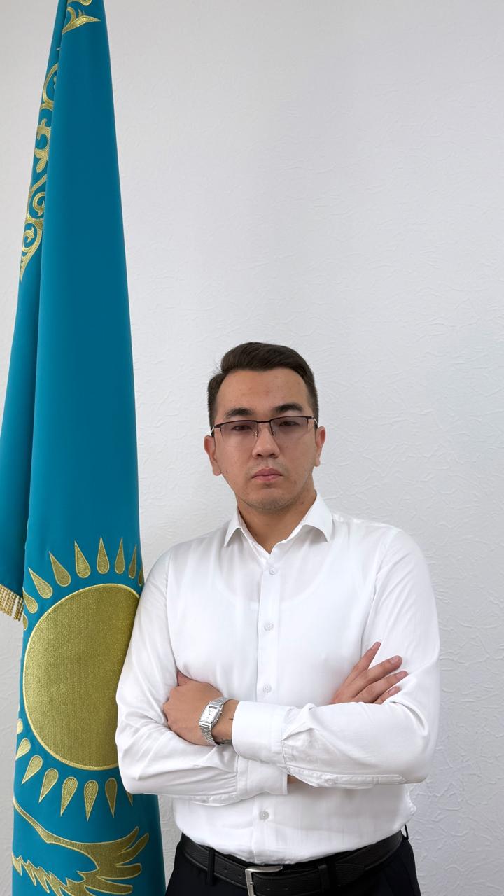 Үлгілі мемлекеттік қызметші