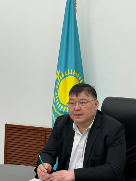 АУДАН ӘКІМІ КЕЗЕКТІ АППАРАТ МӘЖІЛІСІН ӨТКІЗДІ