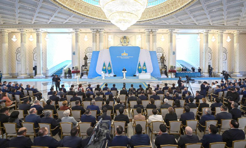 Президент Қасым-Жомарт Тоқаев Конституцияны қабылдауға арналған салтанатты жиынға қатысты