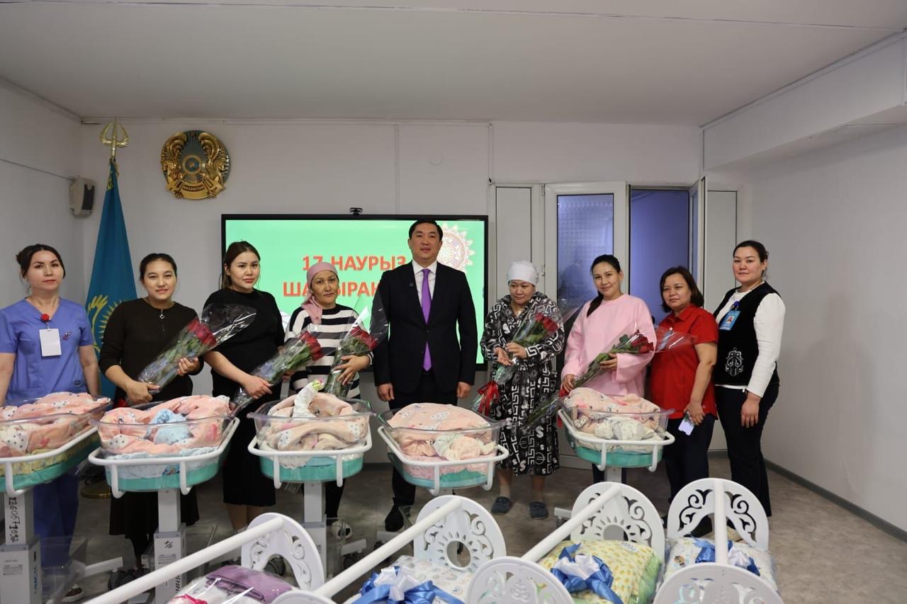 В Атырау чествовали молодых матерей в день «Шанырақ»