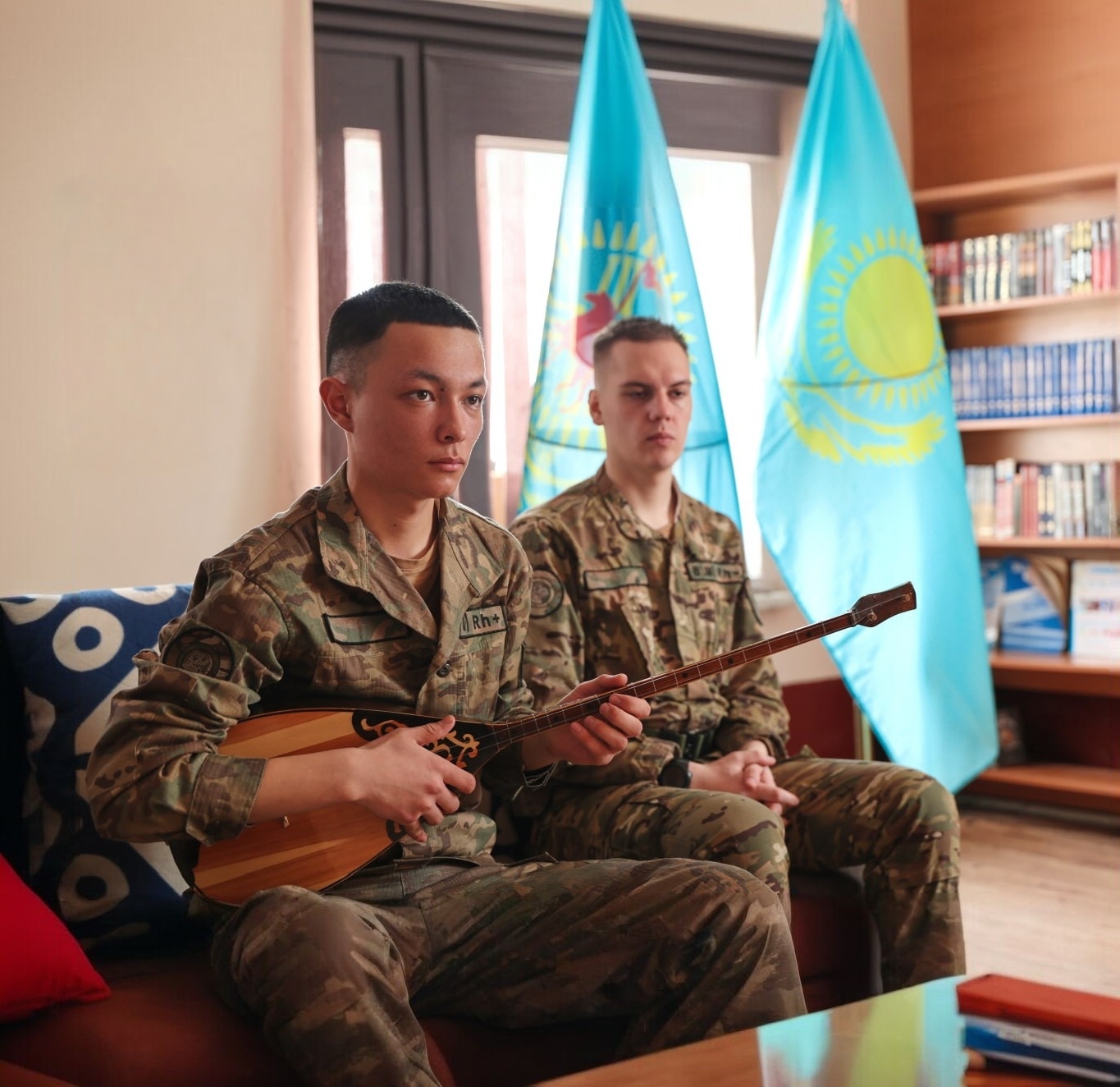 Наурызнама: Ұлттық ұлан сарбазы 100-ге жуық күйді жатқа біледі