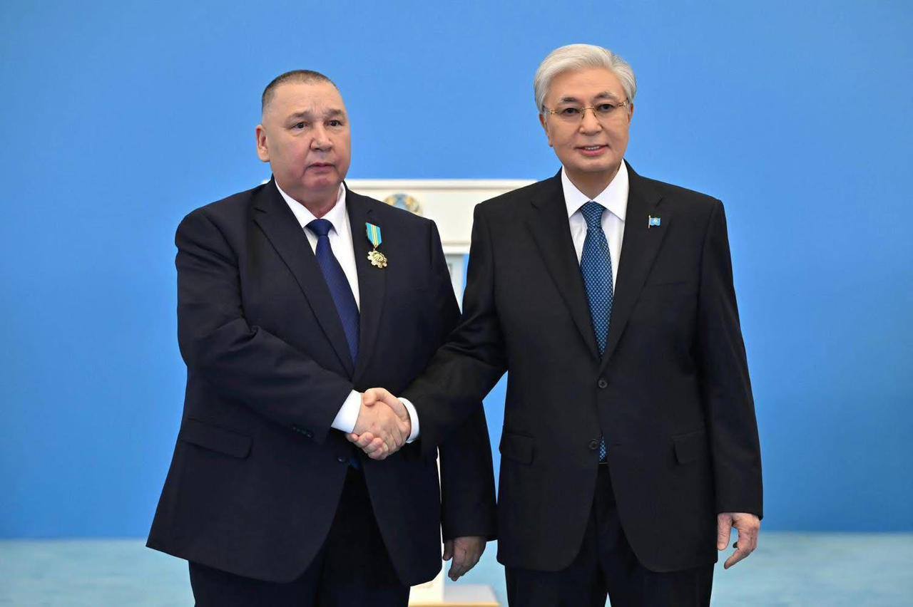 Маңғыстаулық қоғам қайраткерлері «Парасат» орденімен марапатталды