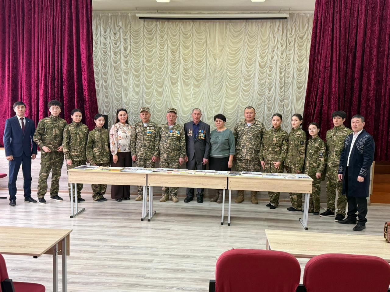 Аулиекольский региональный  госархив  о проведении круглого стола «Ерлік – елге мұра, ұрпаққа ұран»