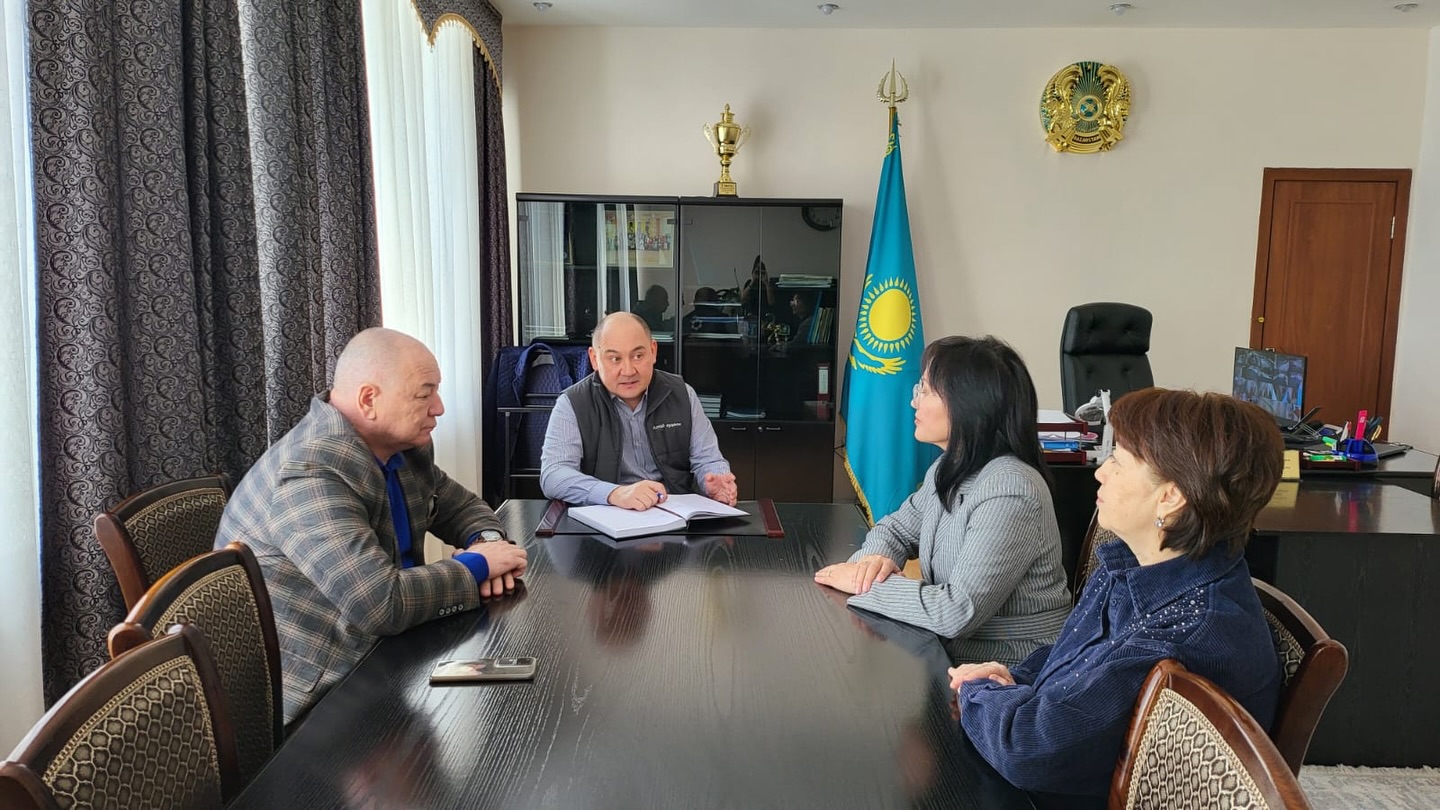 Алтай, Үлкен Нарын ауданына іс-сапар бойынша