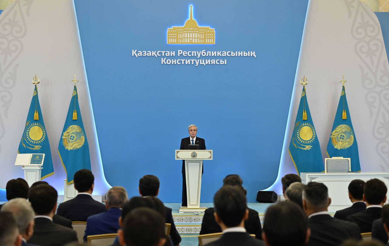 Конституция – мемлекетіміздің ұзақмерзімді мақсат-мұратын айқындайтын, ұлтымыздың келешек тағдырына тікелей әсер ететін тарихи құжат.