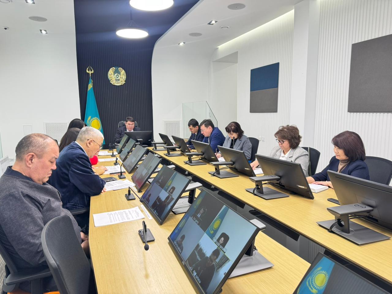 Павлодарда әлеуметтік әріптестік жөніндегі облыстық комиссияның отырысы өтті