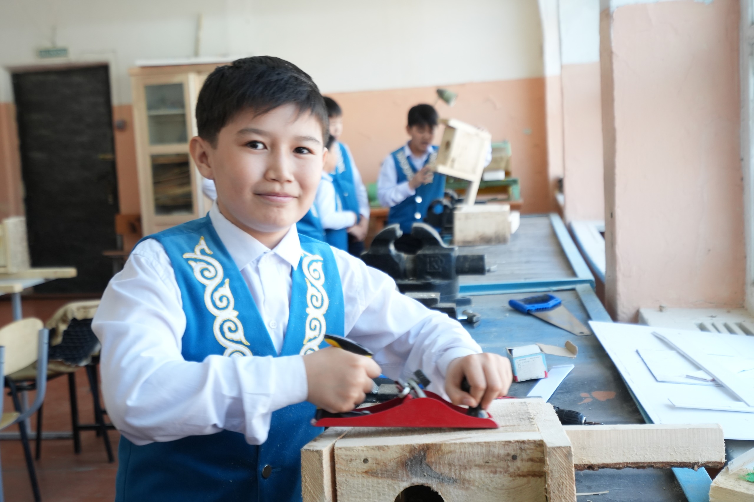 В Конаеве к празднику Наурыз прошла экологическая акция «Табиғат қанатында – Taza Life»