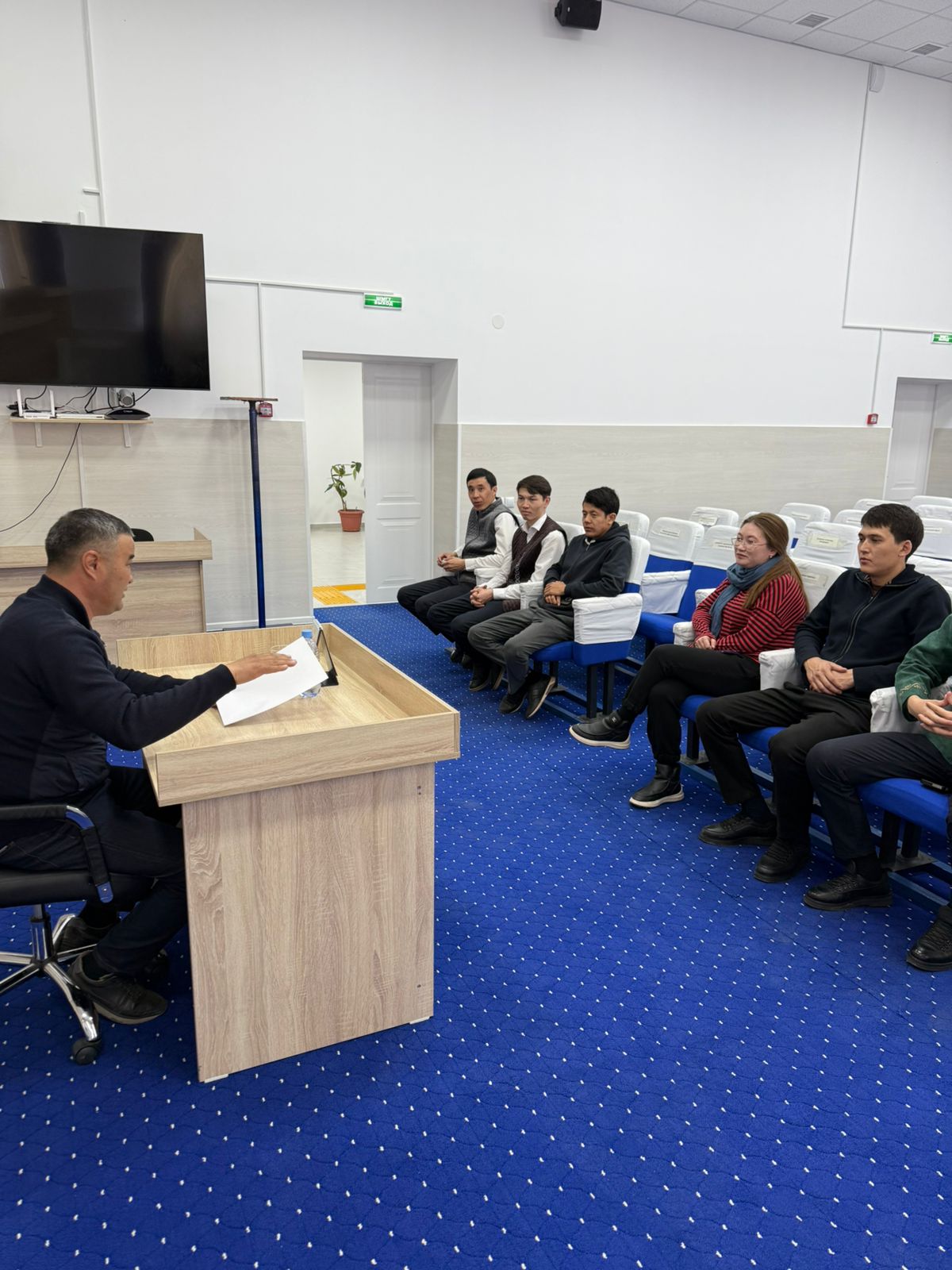 ШЖҚ «Күреңбел Су» МКК директоры С. Рамазанов мекеме қызметіндегі сыбайлас жемқорлық тәуекелдерін болдырмау, комплаенс-офицері қызметін одан әрі жетілдіру бойынша атқарылып жатқан шаралар және 2026 жылдың жылдың жұмыс жоспарына сәйкес 1-тоқсанның мәселелерін қарастырды