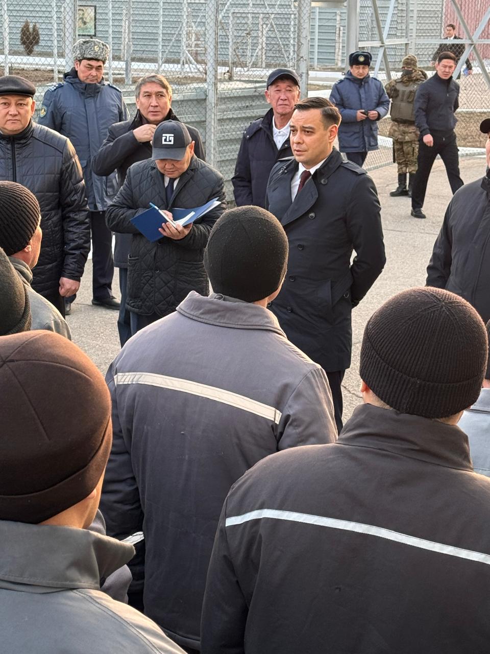 Артур Ластаев Алматы облысындағы №12 түзету мекемесіне барды