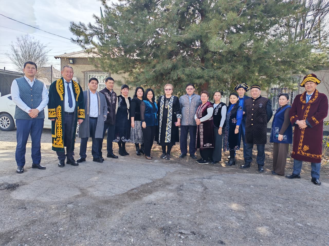 Ұлттық киім – ұлт айнасы