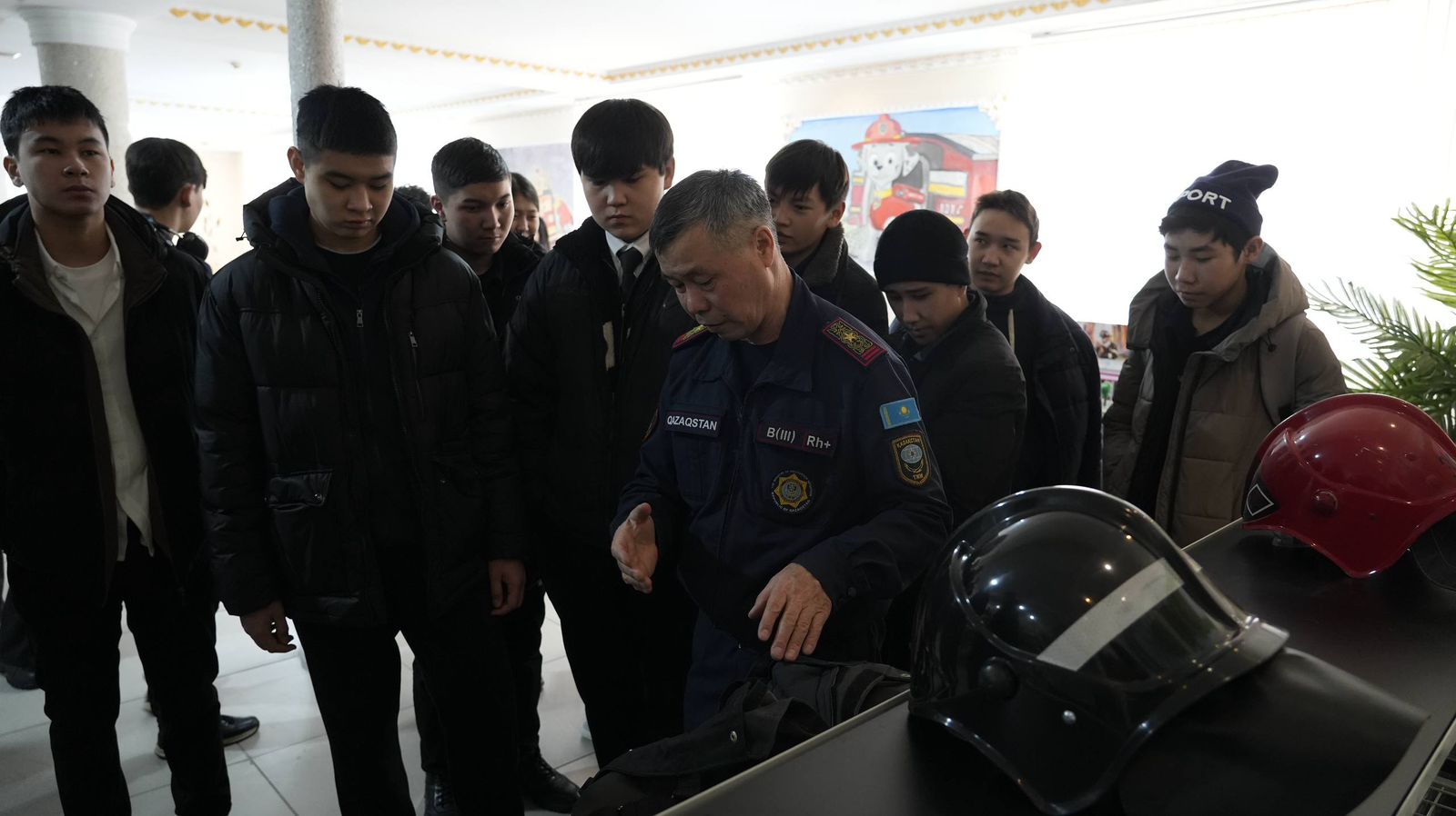 Шаг к безопасности: студенты в центре «Жас құтқарушы»