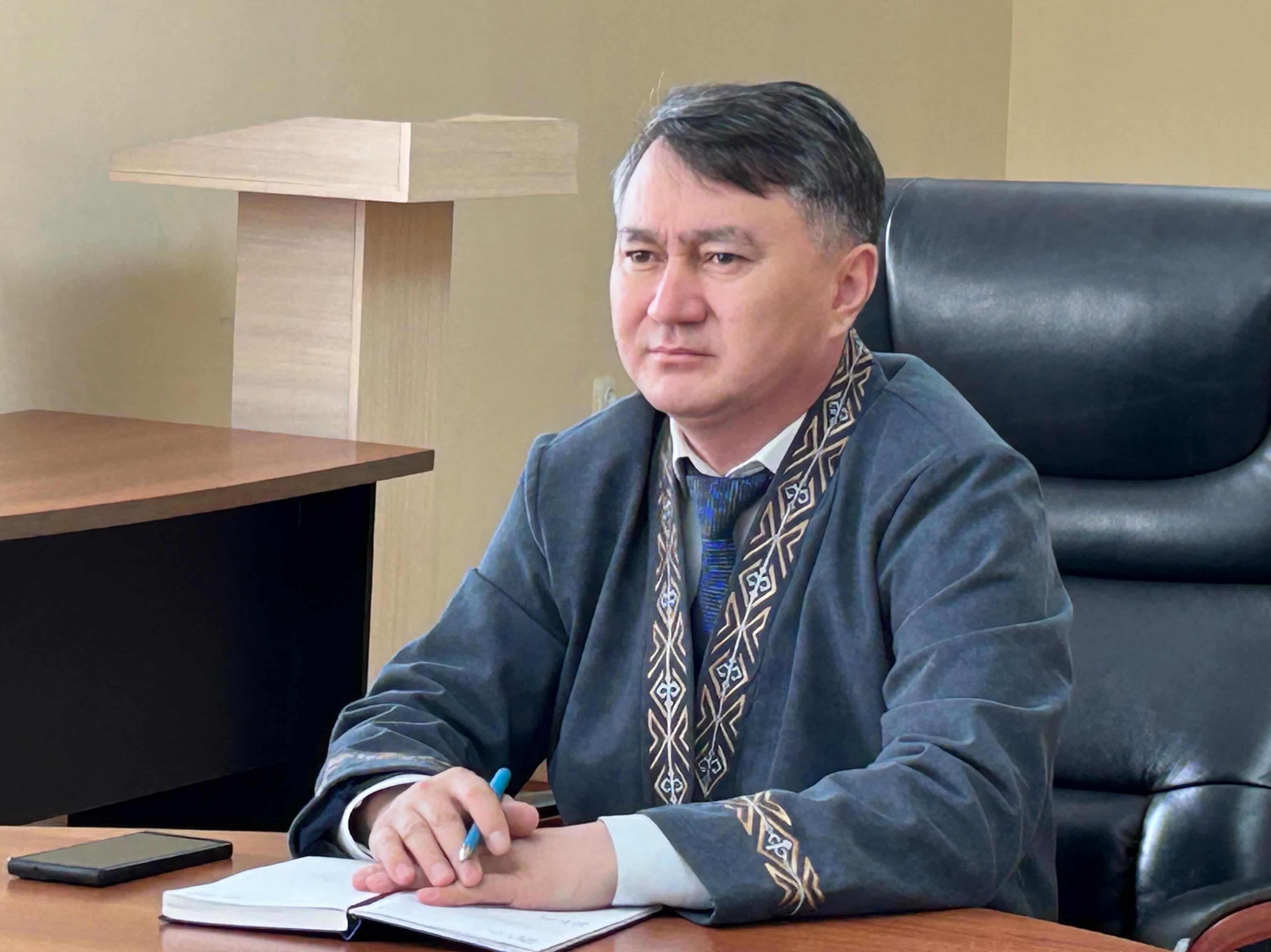 Нотариат саласын цифрландырудың өзекті мәселелеріне арналған көшпелі отырысын Zoom платформасы арқылы онлайн форматта өткізілді.