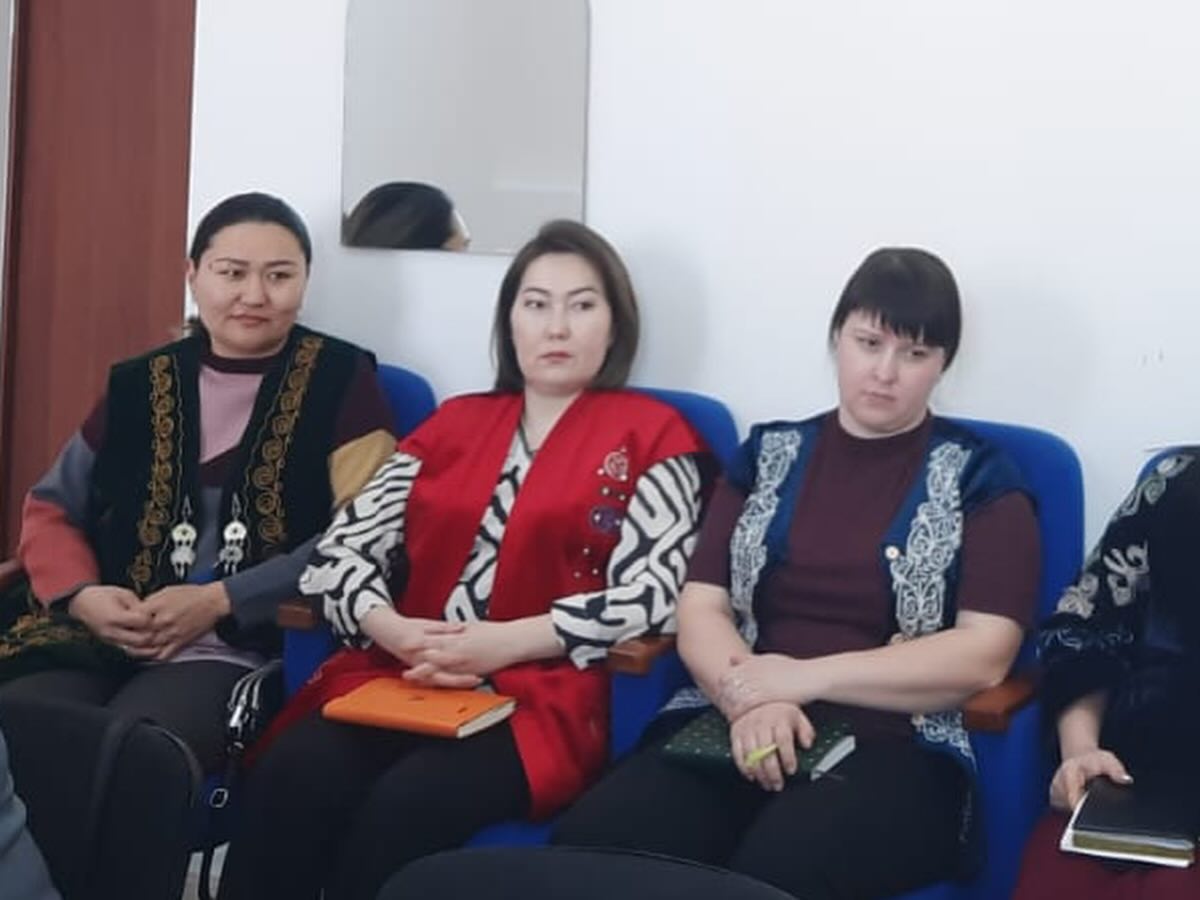 Аудандық мәслихат депутаттары Жарқайың ауданы әкімдігінің жанындағы кәмелетке толмағандардың істері және олардың құқықтарын қорғау жөніндегі комиссияның.