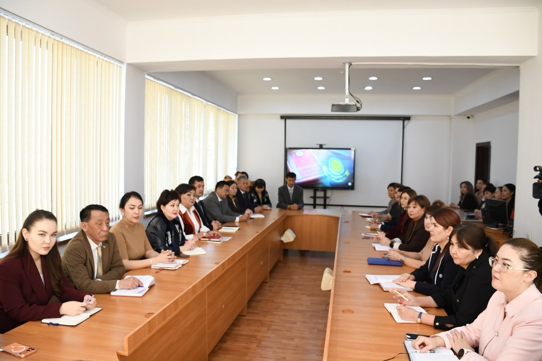 ЖАҢА КОНСТИТУЦИЯ – ЕЛ БОЛАШАҒЫНА БАСТАР МАҢЫЗДЫ ҚАДАМ