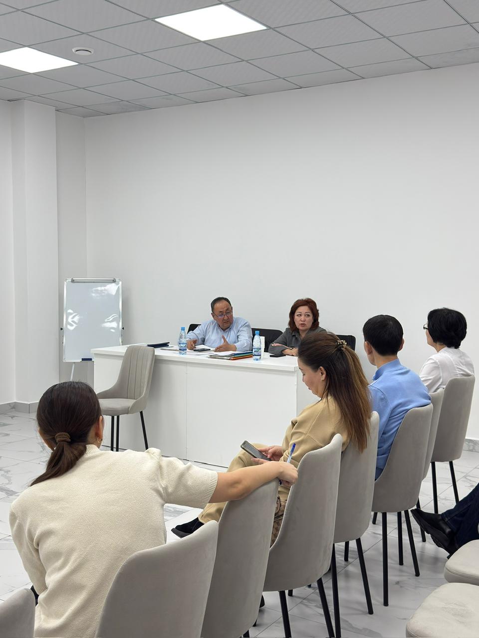 «Жанұя» медициналық ұйымы ДКК төрайымдарымен медициналық құжаттаманың сапасын арттыру мәселелері бойынша кеңес өткізілді