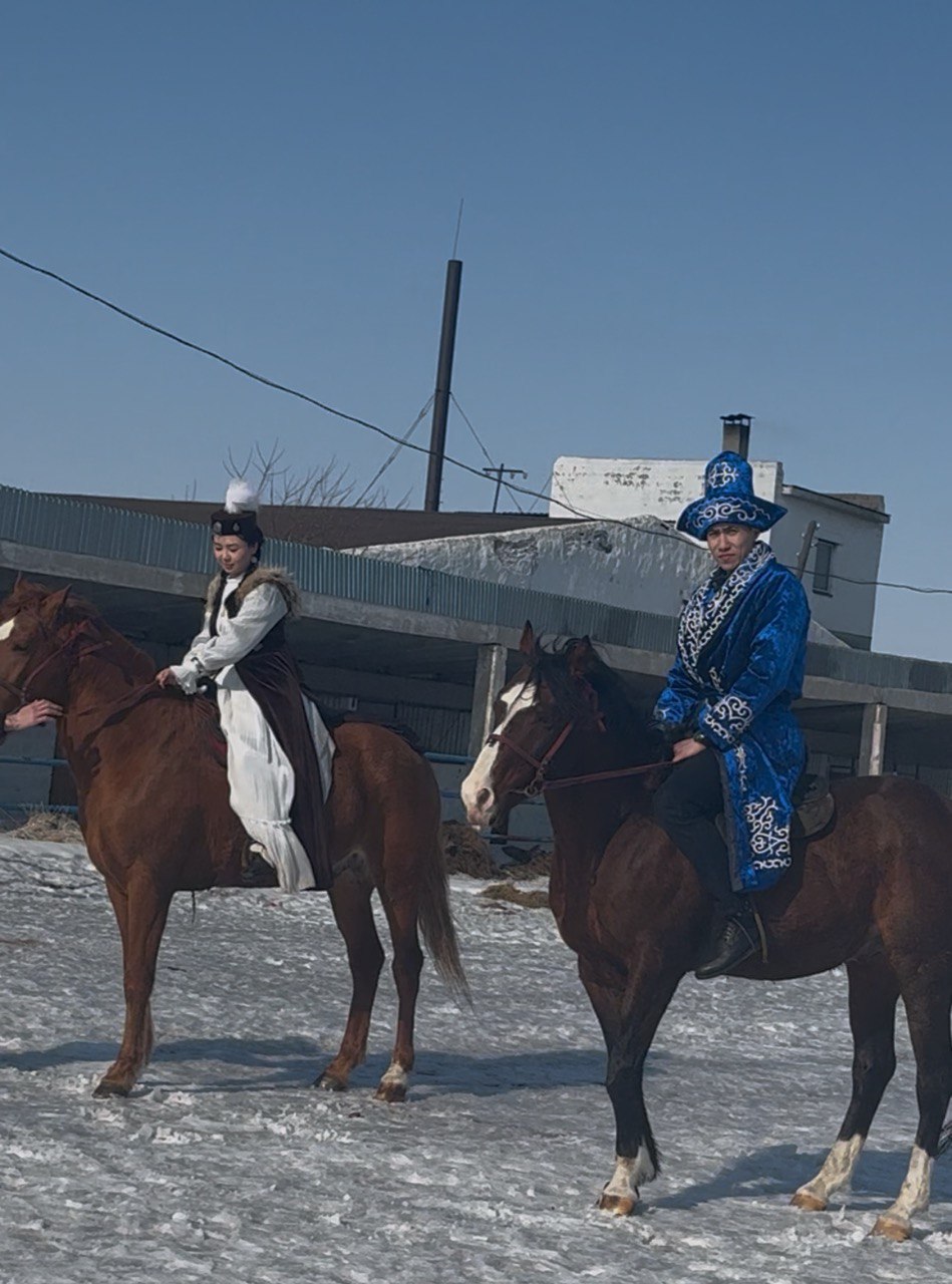 Наурыз мерекесіне арналған іс-шаралардың ішінде Ақмола ҚАЖД № 7 мекемесінің қызметкерлері қазақтың ең әдемі және танымал ұлттық ойындарының бірі - Қыз қудың жарқын қойылымын дайындады.