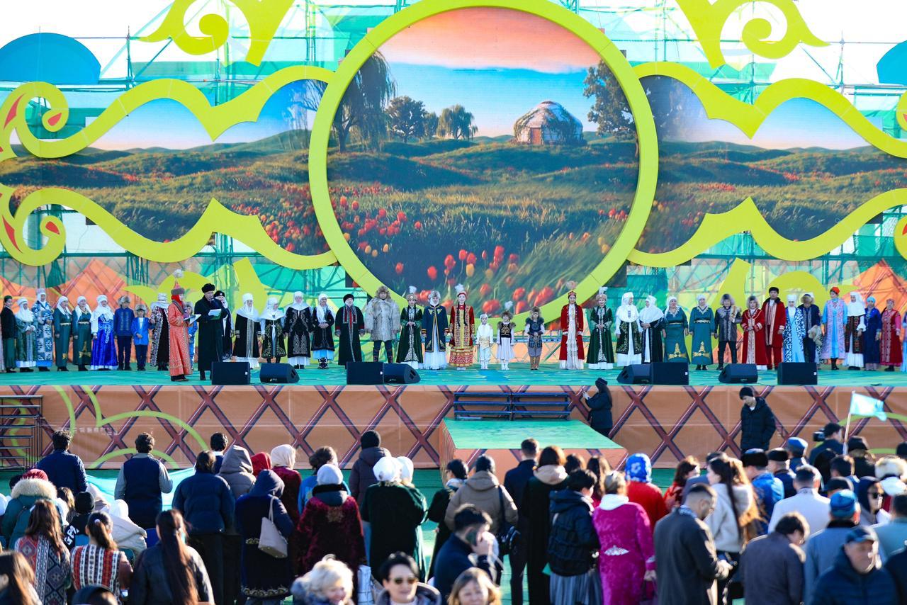 Ақтөбеде өткен ұлттық киім байқауына барлық ауданнан қатысушылар жиналды
