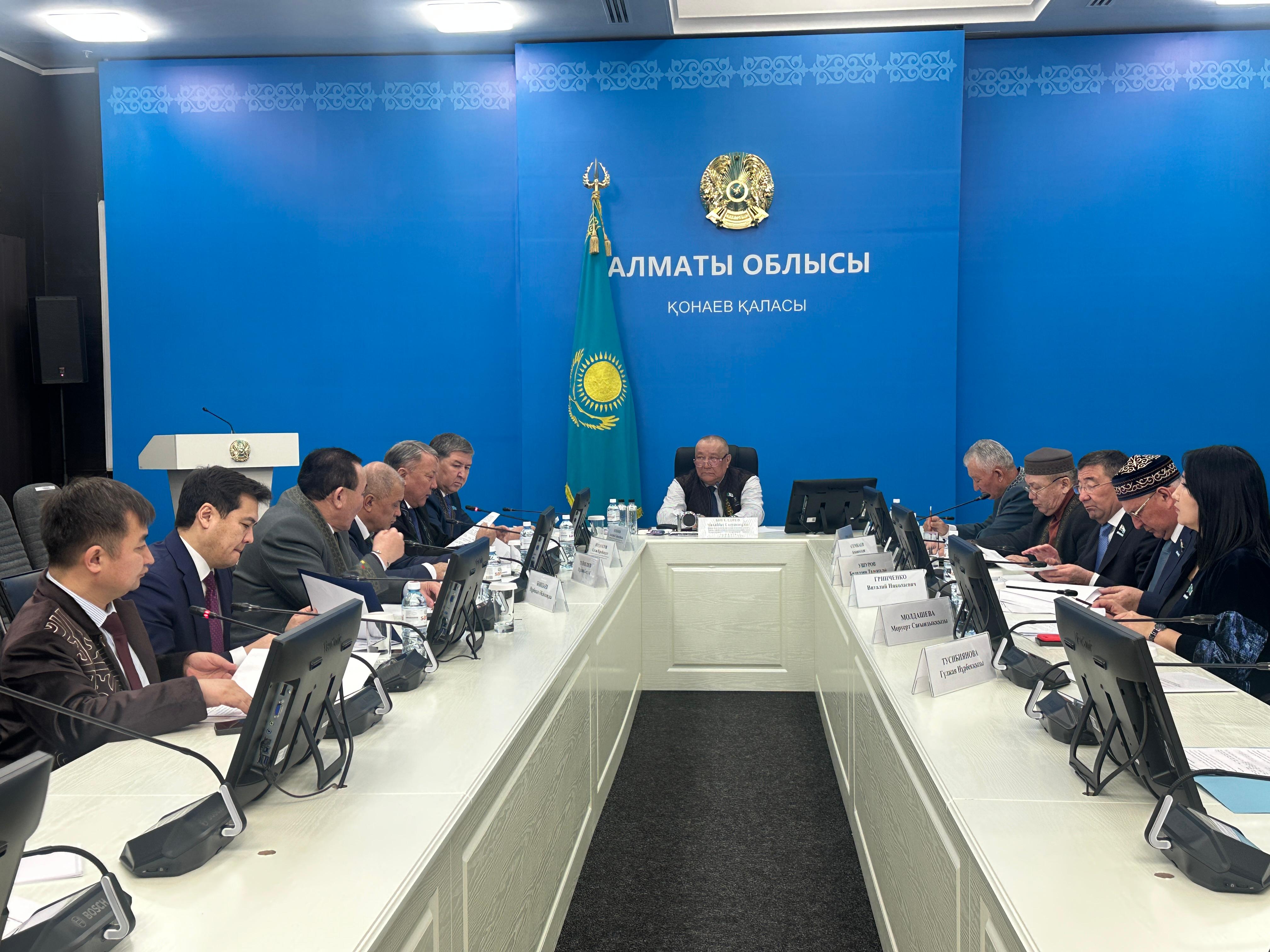 На заседании постоянной комиссии рассмотрен вопрос внесения изменений в проект строительства очистных сооружений канализации в городе Конаев