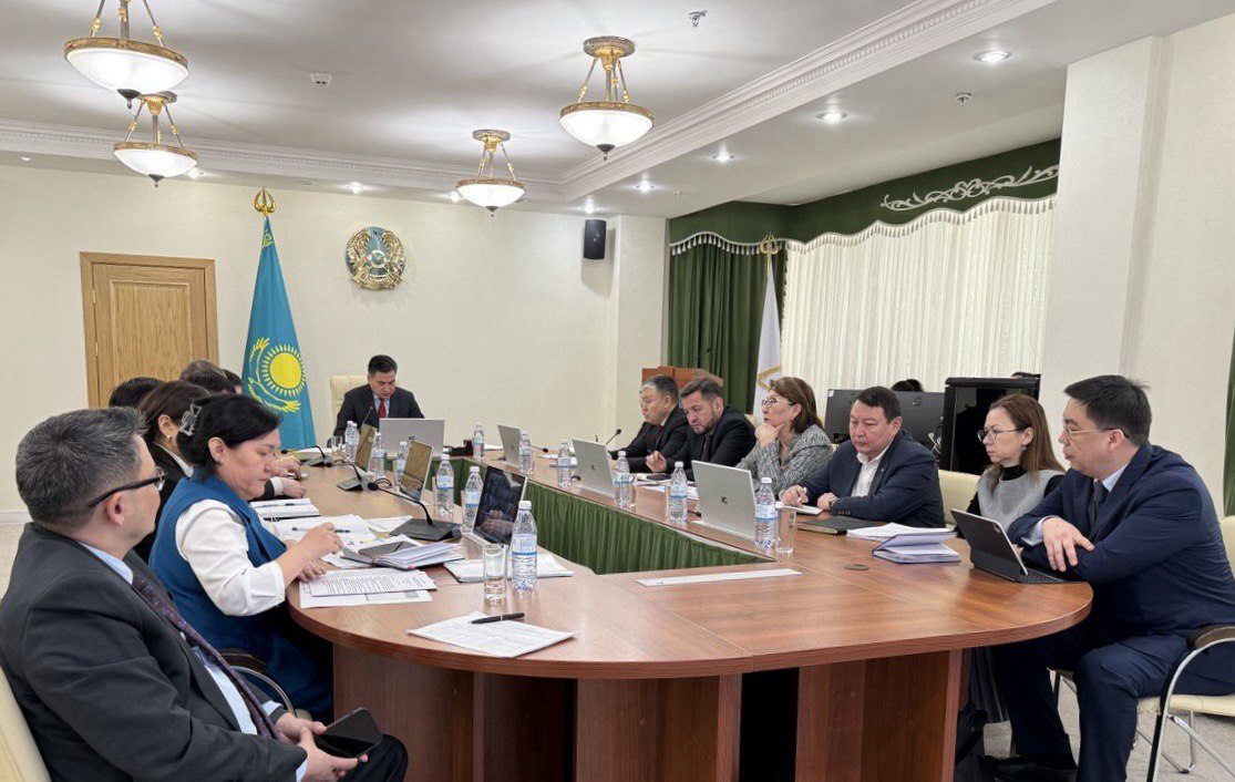 В Минтруда рассмотрели вопросы подушевого финансирования спецсоцуслуг, унификации социальной помощи и безопасности труда