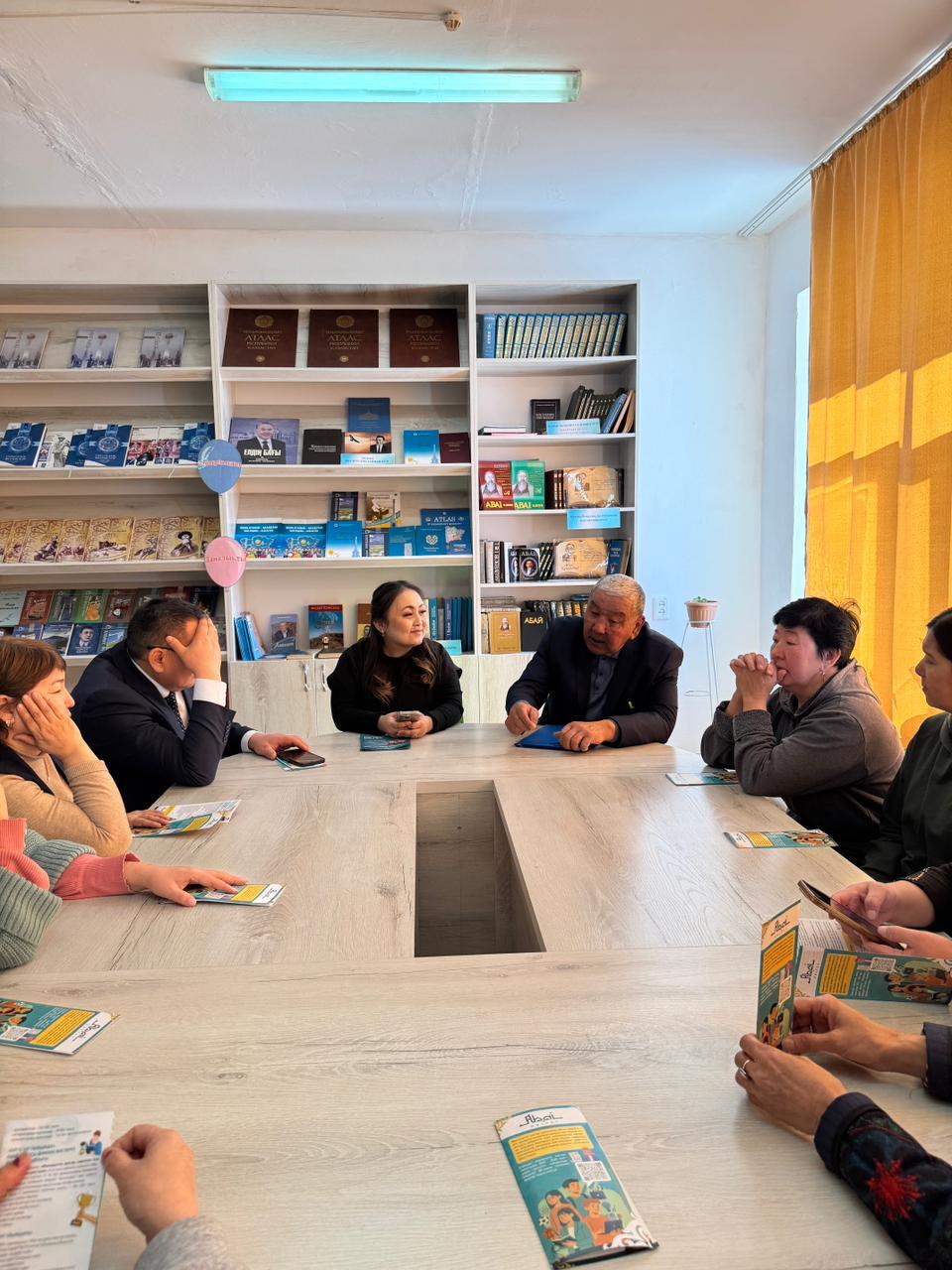 Республикалық референдум: Жаңасемей ауданының коалиция мүшелері еңбек ұжымдарымен кездесті