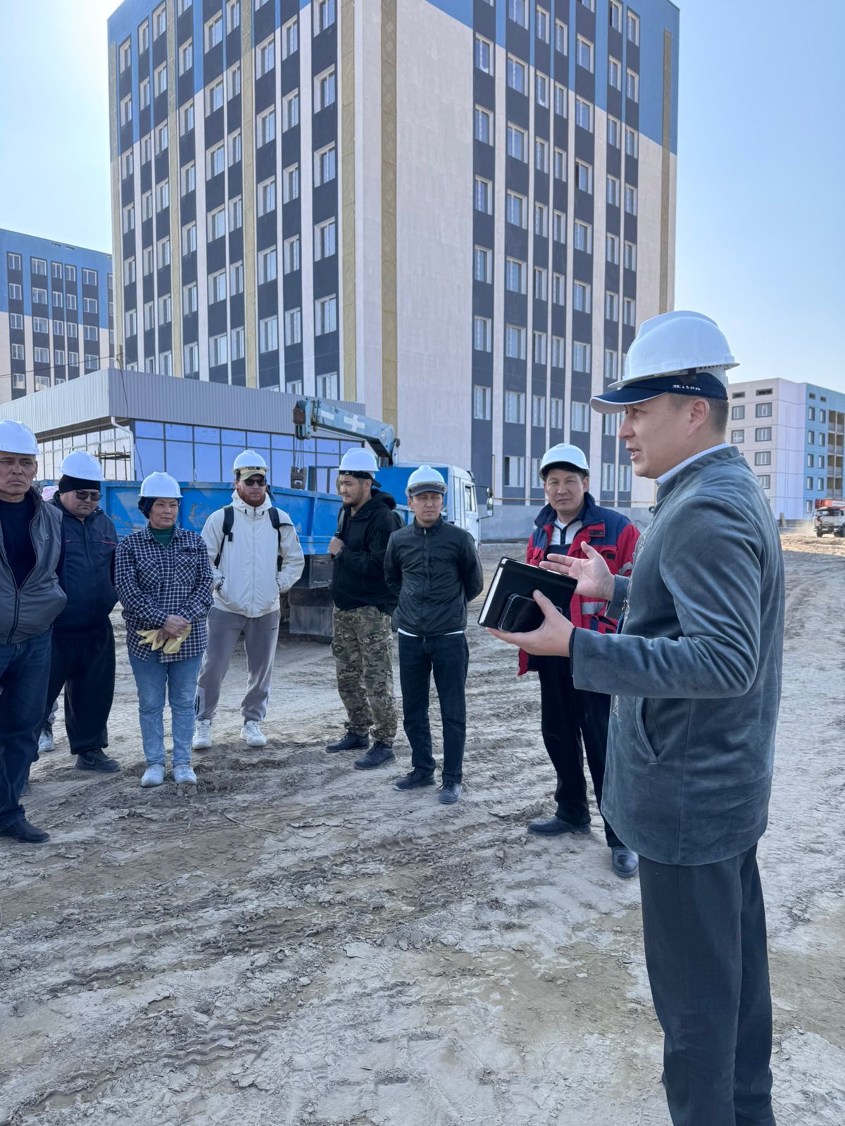 НА СТРОИТЕЛЬНОЙ ПЛОЩАДКЕ ПРОВЕДЕН ВЕРТИКАЛЬНЫЙ КОНТРОЛЬ