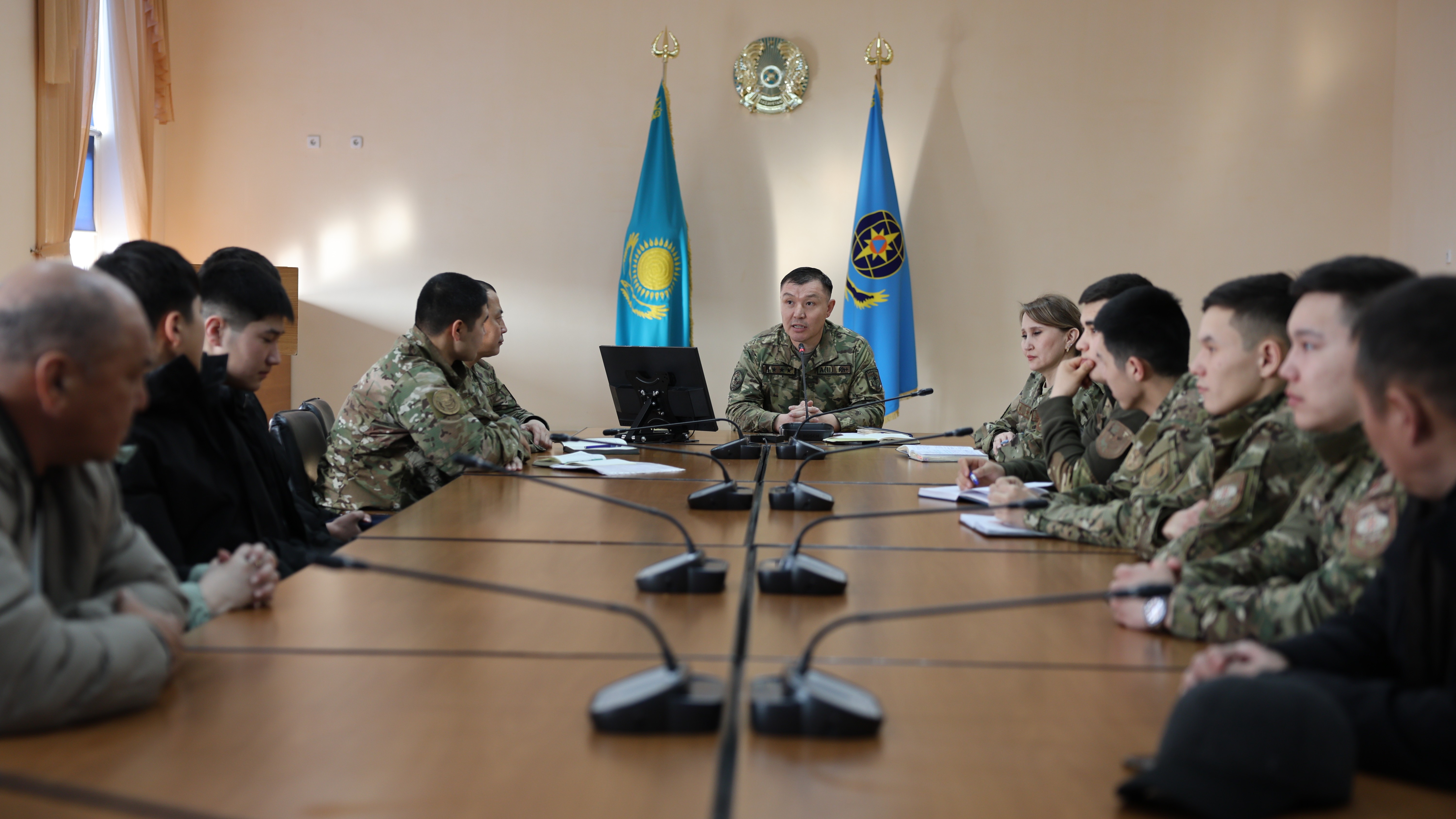 Департамент ғимаратында мектеп оқушыларымен кездесу өтті