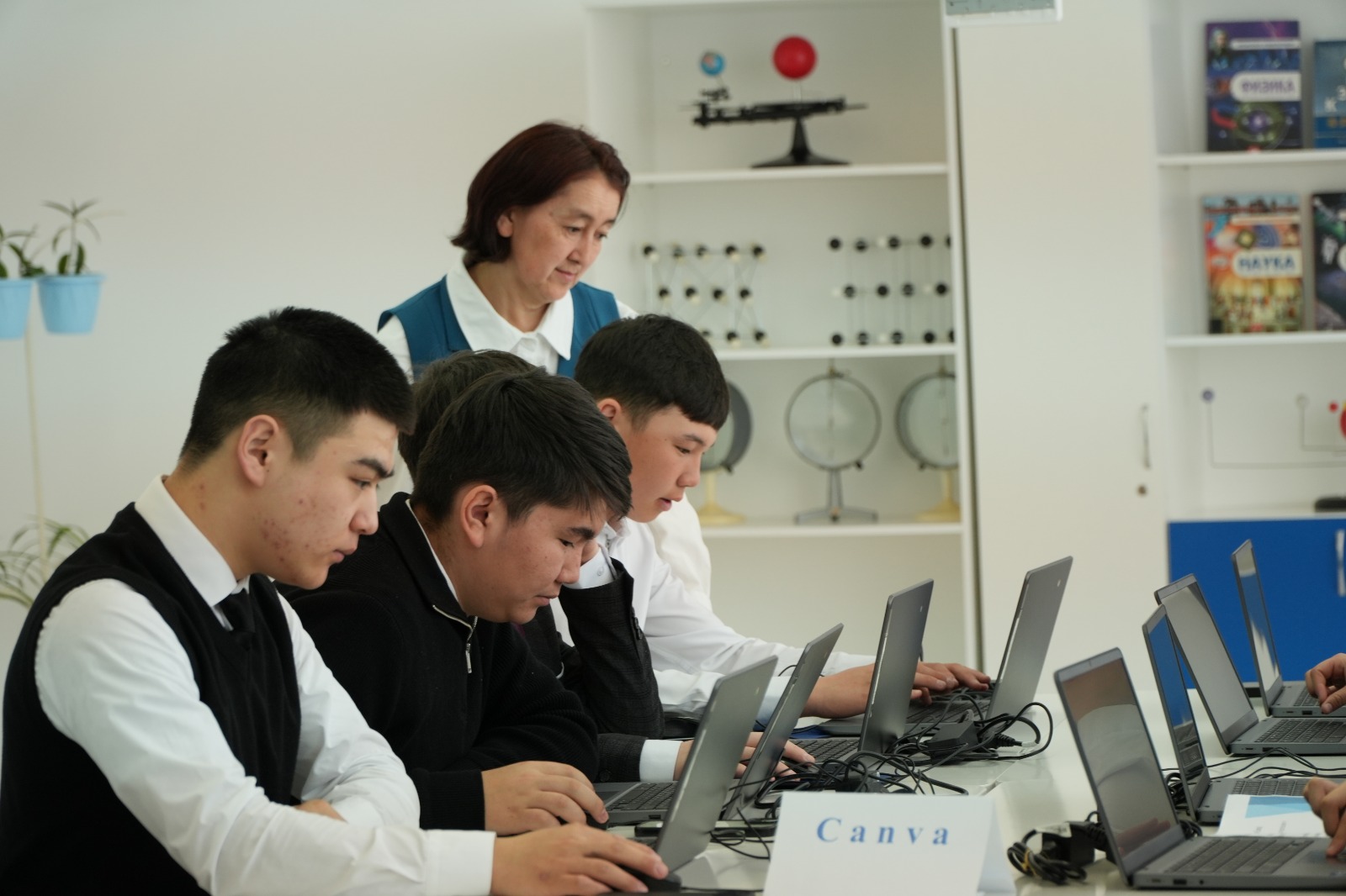 Google ШҚО мектебін цифрлық технологияларды енгізуде үздік деп таныды