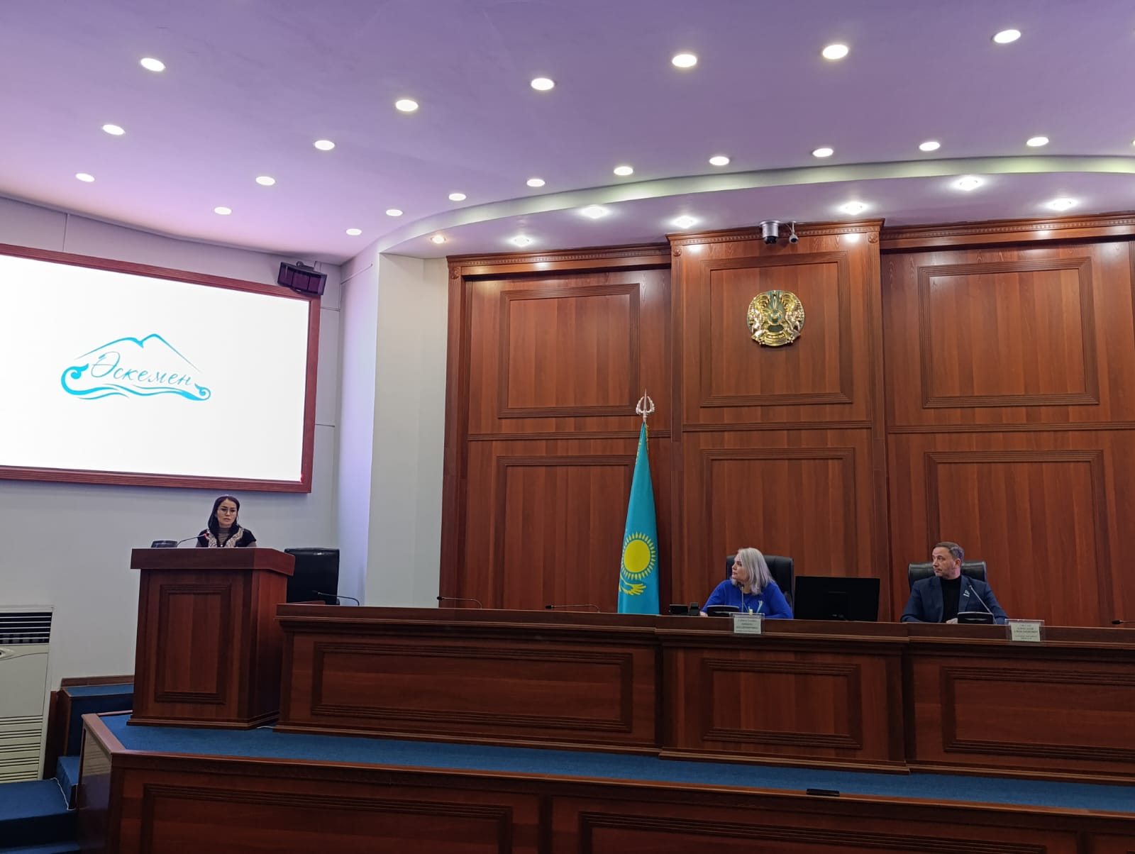 Өскемен қалалық мәслихатында тұрақты комиссиялардың отырысы өтті