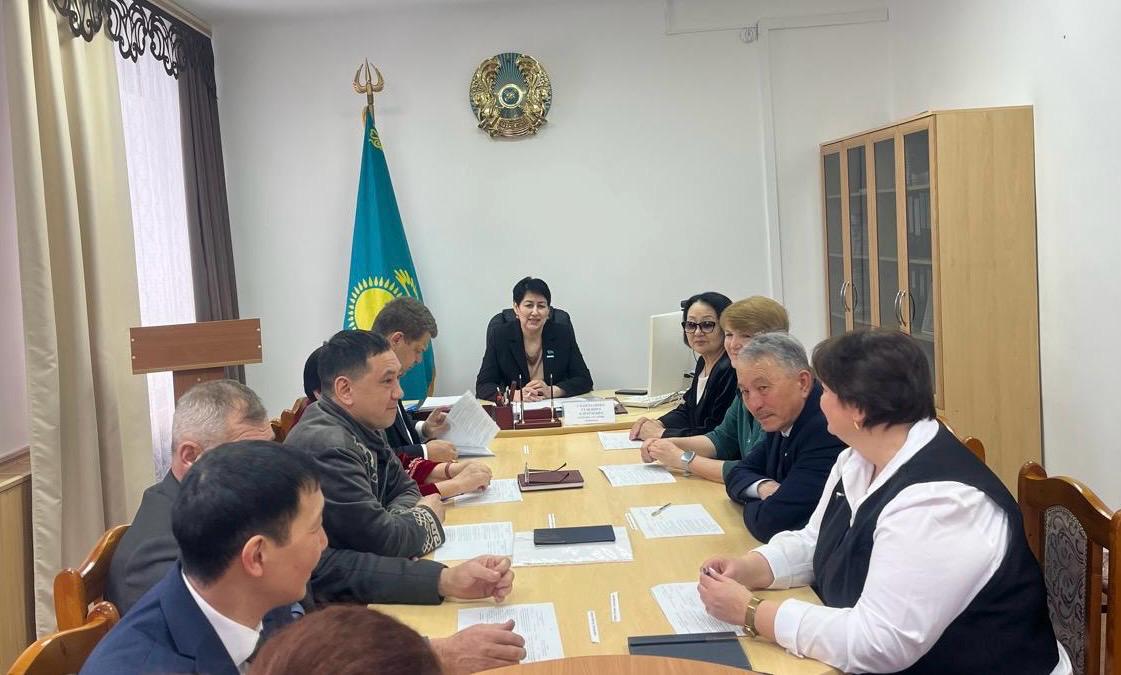 Бүгін Шарбақты аудандық мәслихатының кезекті LVII сессиясы өтті.