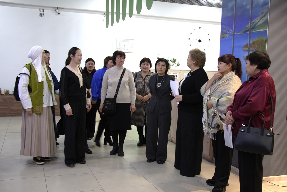 Кітапхана жұмысына ЖИ енгізу бойынша тәжірибелік семинар